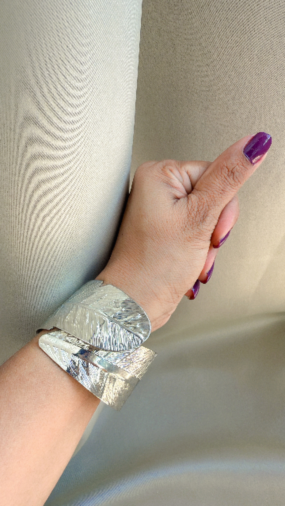 {"eId":"639915071459276","CameraPosition":1}